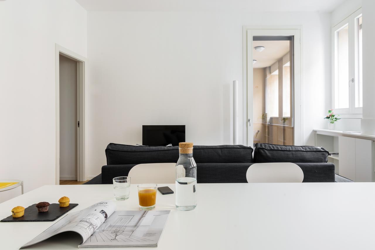 Altido Lovely 1-Bed Flat With Balcony & Free Parking Mediolan Zewnętrze zdjęcie